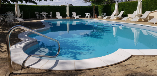 piscine - relais saint roch